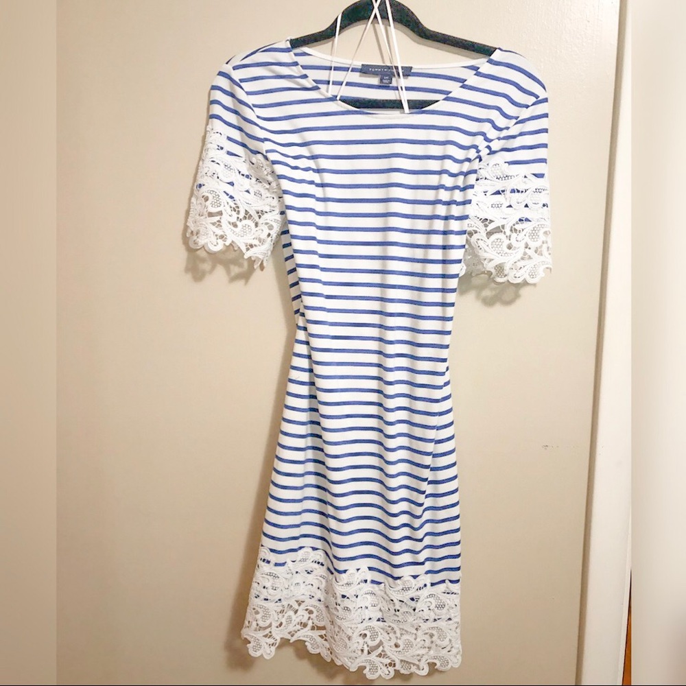 TOMMY HILFIGER: would fit sizes 8-14 in women